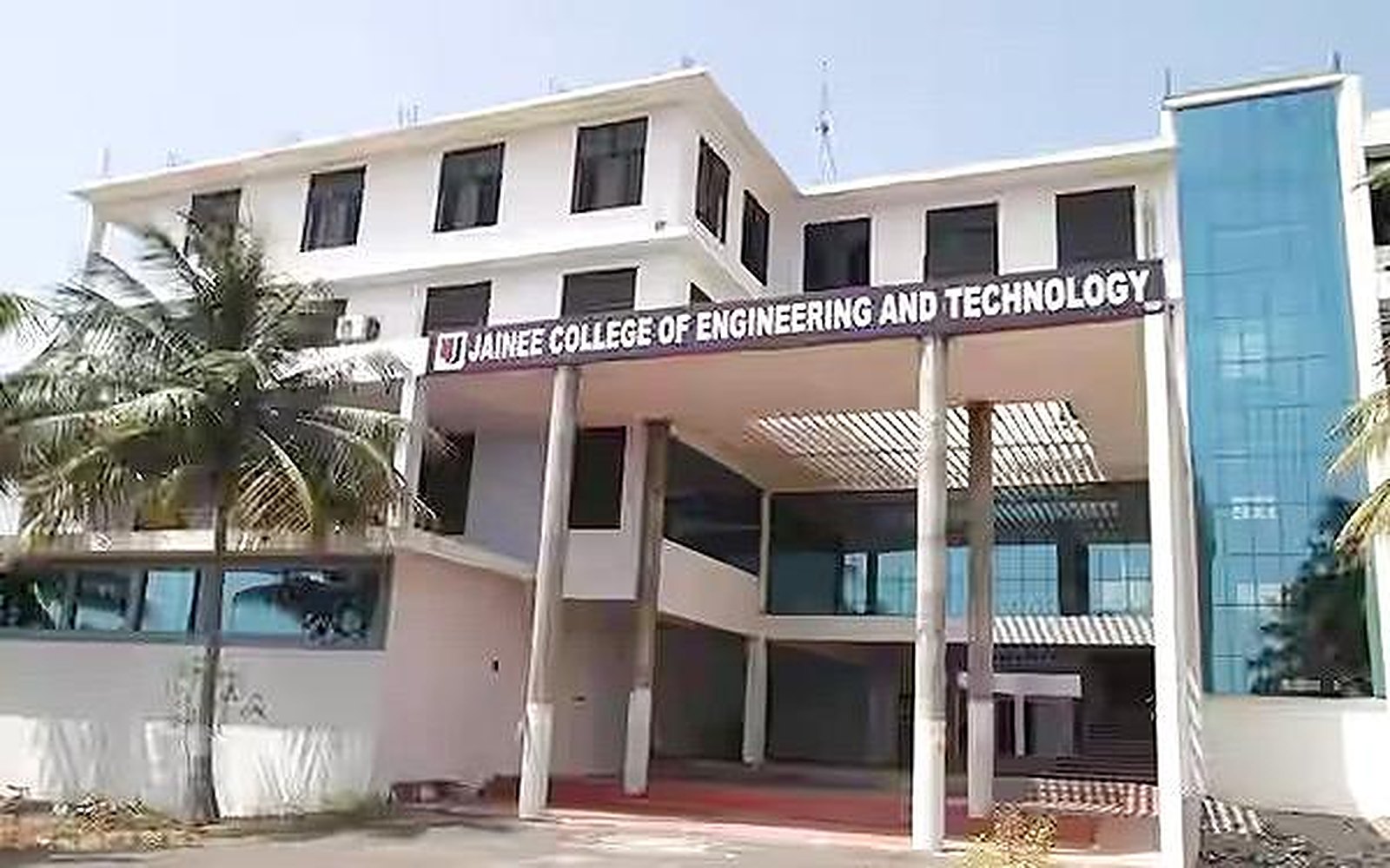Academic block of JCET